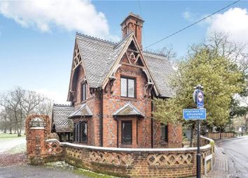 2 Bedrooms Detached house for sale in Church Road, Swallowfield, Reading RG7