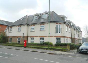 Thumbnail Flat to rent in Brighton Road, Horsham