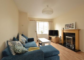 2 Bedroom Semi-detached house for rent