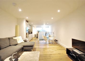 1 Bedrooms Flat to rent in Hill Grove Court, Windsor Walk, London SE5