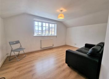 Thumbnail 1 bed flat to rent in Albany Road, Brentford