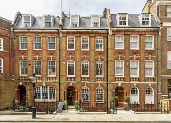 Thumbnail Terraced house for sale in Little College Street, London