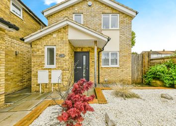 Thumbnail 2 bed detached house for sale in Bedwell Crescent, Stevenage, Hertfordshire