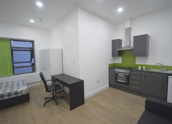 Thumbnail 1 bed flat to rent in Upper Brown Street, Leicester