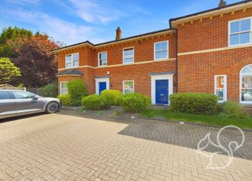 Thumbnail Flat to rent in Woodland Drive, Colchester