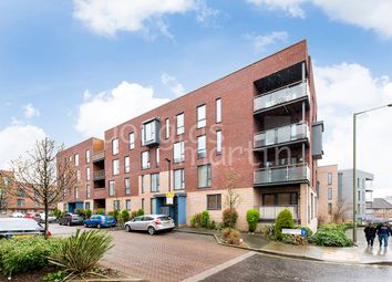 2 Bedrooms Flat for sale in Billroth Court, Mornington Close, London NW9