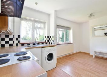 Thumbnail Flat to rent in Highwood Crescent, High Wycombe