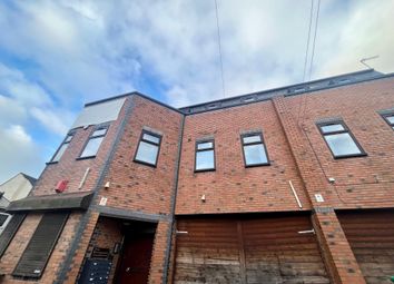 Thumbnail Flat to rent in Thynne Street, West Bromwich