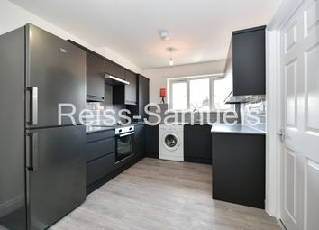 Thumbnail 3 bed flat to rent in Ambassador Square, Canary Wharf, Isle Of Dogs, Docklands, London