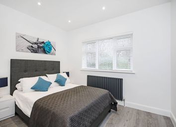 2 Bedrooms Flat for sale in Sunningfields Road, Hendon NW4