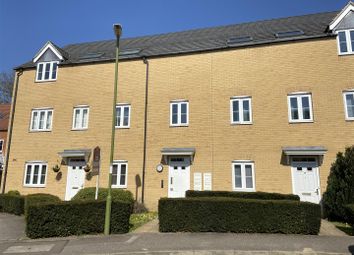 Thumbnail 2 bed flat to rent in Snowdonia Way, Stevenage