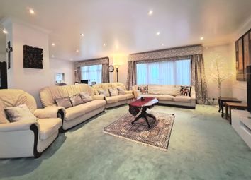 Stanmore - 6 bed detached house for sale