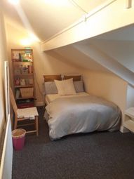 2 Bedrooms End terrace house to rent in Banstead Terrace East, Leeds LS8