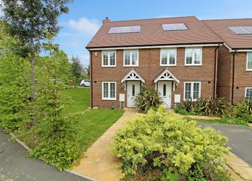 2 Bedroom Semi-detached house for rent