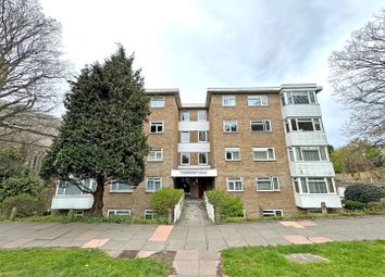 Thumbnail Flat for sale in Surrenden Road, Brighton