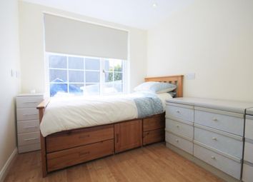 1 Bedroom Detached house for rent