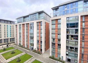 Thumbnail Flat to rent in Baltic Apartments, Western Gateway, Royal Victoria Docks, Canary Wharf, London
