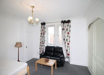 Thumbnail 1 bed flat to rent in Constitution Street, Dundee