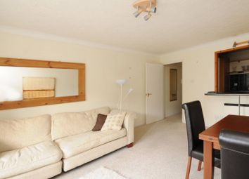 2 Bedrooms Flat to rent in Sheppard Drive, Bermondsey SE16