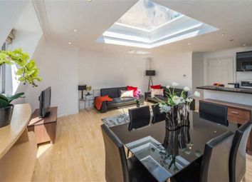 2 Bedrooms Flat to rent in Westbourne Grove, London W2