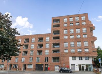 Thumbnail Flat for sale in Leyland Court, Angel Way, Romford