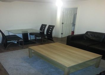 3 Bedrooms Flat to rent in Claremont, Bradford BD7