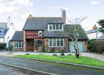 Thumbnail 3 bed detached house to rent in Deacon Close, Cobham, Surrey