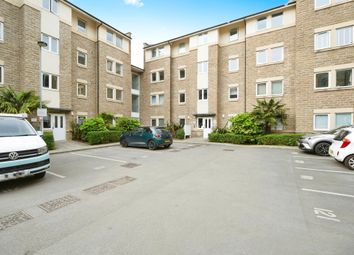 Thumbnail Flat for sale in Cornmill View, Horsforth, Leeds