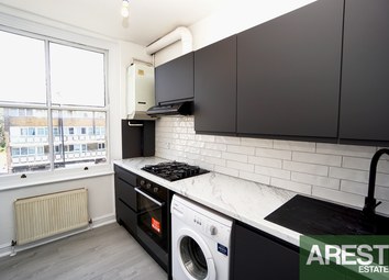 Thumbnail 3 bed flat to rent in Flat 4, 193 Caledonian Road, London