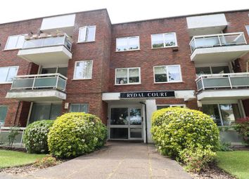 Thumbnail Flat for sale in Rydal Court, 17 Stonegrove, Edgware, Middlesex