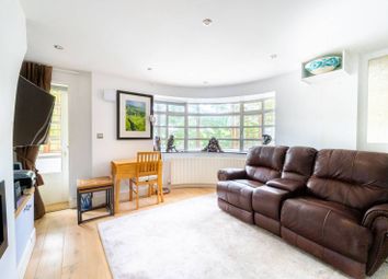 Thumbnail 2 bedroom flat for sale in Cubitt House, Clapham, London