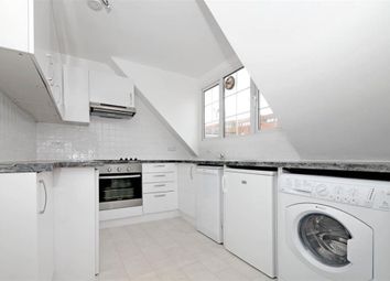 2 Bedrooms Flat to rent in Hodford Road, London NW11