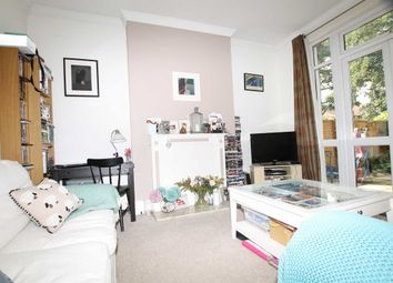 Thumbnail Flat to rent in Melbourne Avenue, London
