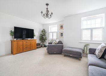 Thumbnail Town house for sale in Bracknell, Berkshire