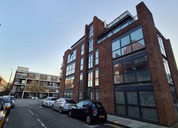 Thumbnail Flat to rent in Redmans Road, London, Whitechapel