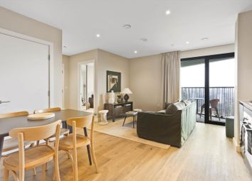 Thumbnail Flat to rent in Reed Avenue, London