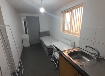 Thumbnail Room to rent in Copley Road, Doncaster