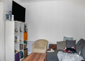 Thumbnail Studio to rent in Willow Tree Lane, Hayes, Middlesex