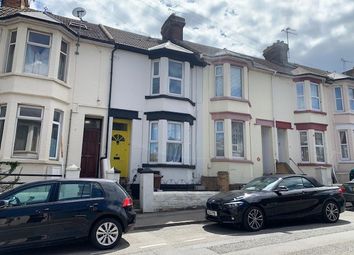 Thumbnail 1 bed flat to rent in Richmond Road, Gillingham, Kent