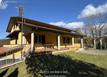 Thumbnail 5 bed villa for sale in Tuscany, Lunigiana, Aulla