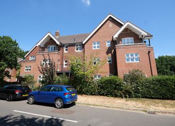 Thumbnail 2 bed flat to rent in Watermark, Hythe