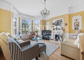Thumbnail Property to rent in Lynmouth Road, London