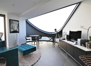 Thumbnail 2 bed flat to rent in City Road, Old Street, London