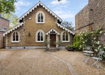 Thumbnail Detached house for sale in Queens Road, London