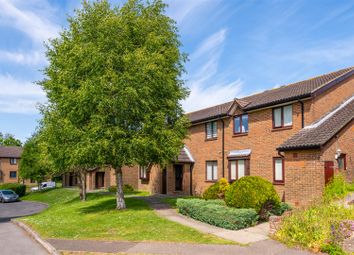Thumbnail Flat for sale in Park View Road, Redhill
