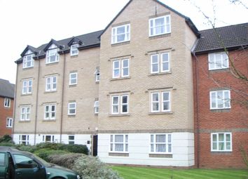 Thumbnail Flat to rent in Charnwood House, Rembrandt Way, Reading, Berkshire