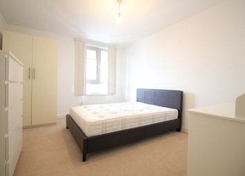 2 Bedrooms Flat to rent in Carronade Court, London N7