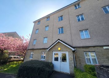 Thumbnail Flat to rent in West Street, Paisley, Renfrewshire