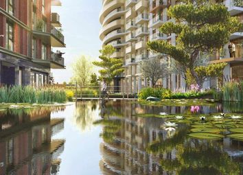 Thumbnail Flat for sale in Westmont Club Residences, White City Living, London