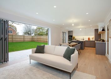 Thumbnail 4 bed detached house for sale in Dupre Crescent, Beaconsfield